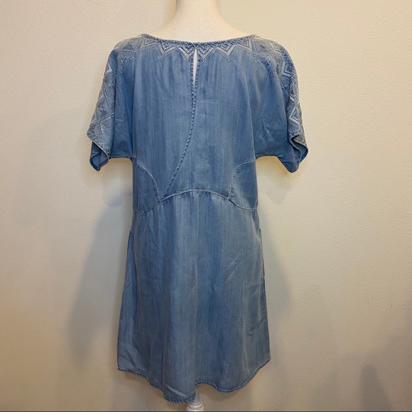 ANTHROPOLOGIE Holding Horses Chambray Dress - Picture 5 of 8